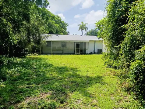 15250 NE 2nd Avenue Miami FL 33162