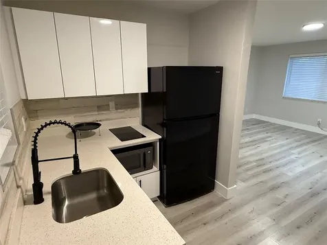 720 NE 7th Street Hallandale Beach FL 33009