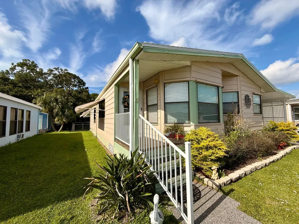 8581 Florence Drive Port St Lucie FL 34952
