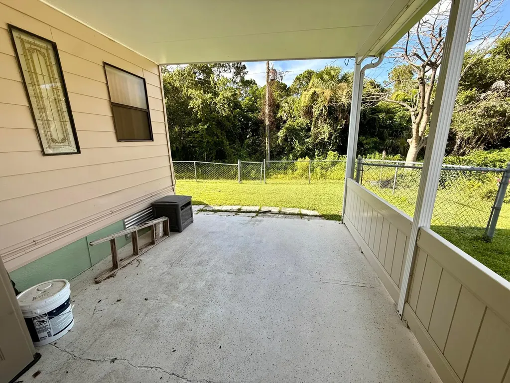 8581 Florence Drive Port St Lucie FL 34952