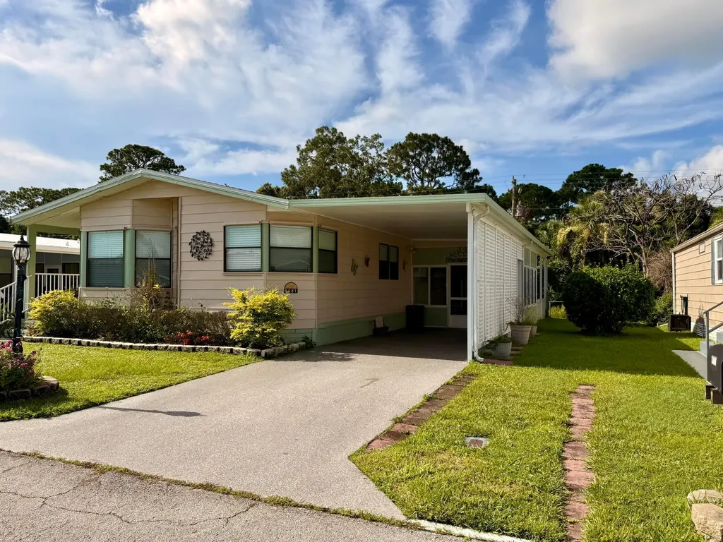 8581 Florence Drive Port St Lucie FL 34952