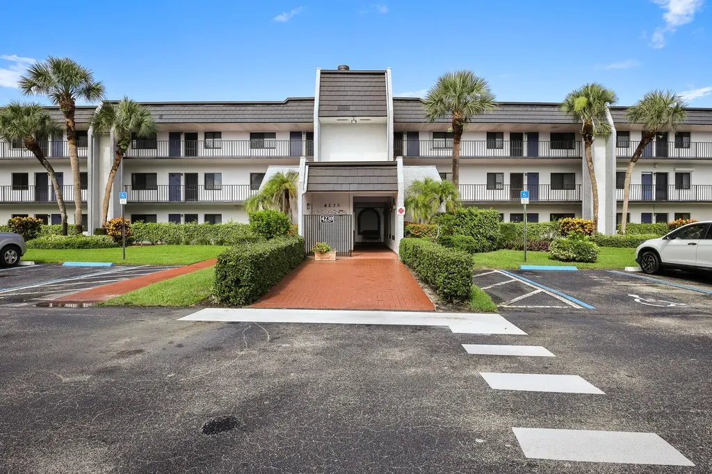 4230 Deste Court Lake Worth FL 33467