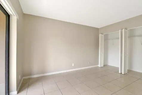400 Nottingham Circle Greenacres FL 33463