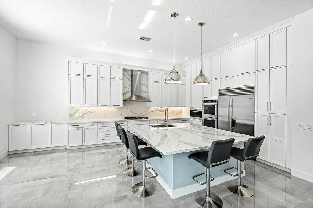 9006 Dulcetto Court Boca Raton FL 33496