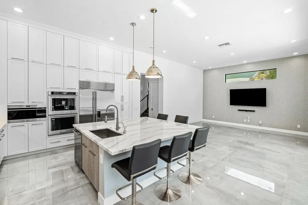 9006 Dulcetto Court Boca Raton FL 33496