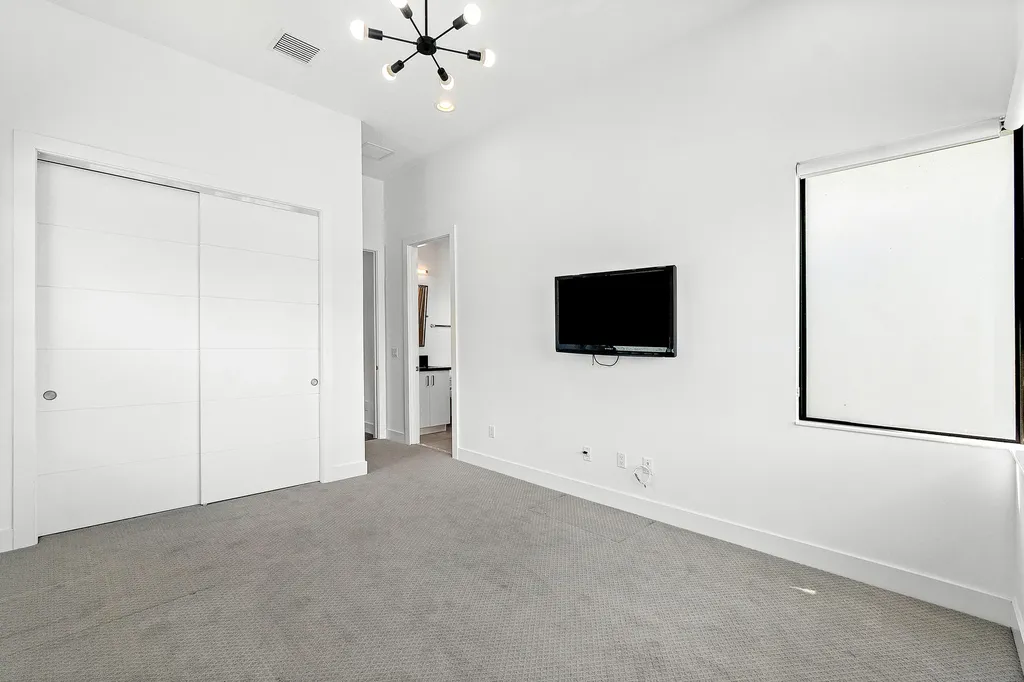 9006 Dulcetto Court Boca Raton FL 33496
