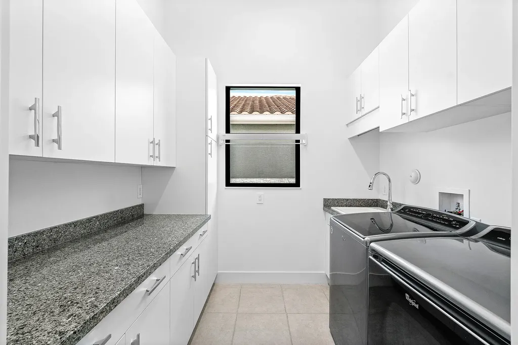 9006 Dulcetto Court Boca Raton FL 33496