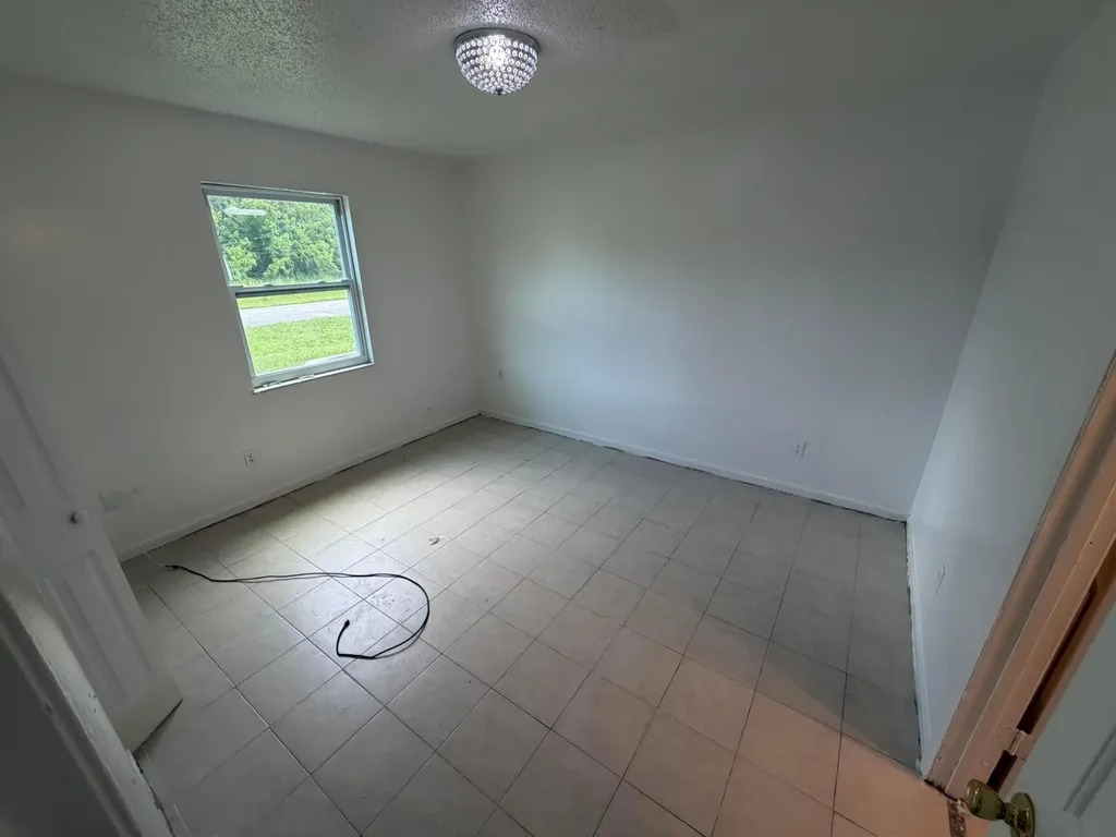 5001 Eastwood Drive Fort Pierce FL 34951