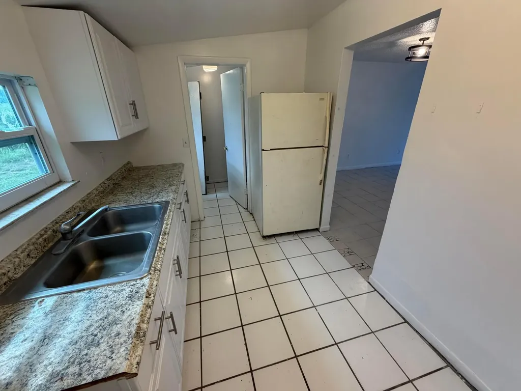 5001 Eastwood Drive Fort Pierce FL 34951