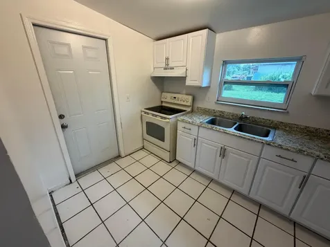 5001 Eastwood Drive Fort Pierce FL 34951