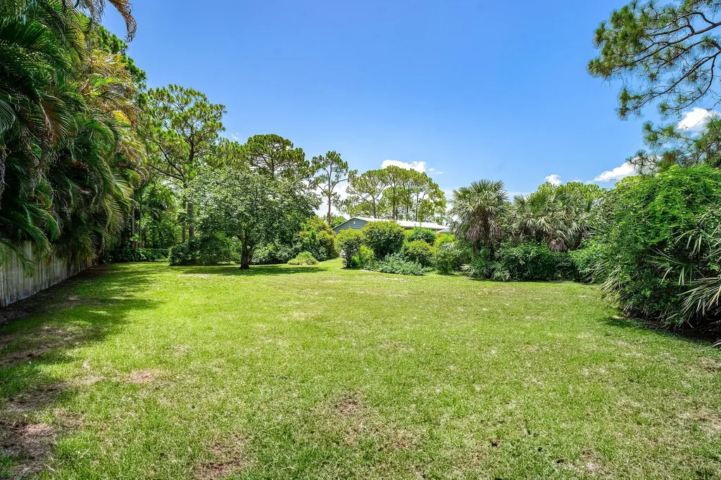 13548 74th Street N West Palm Beach FL 33412
