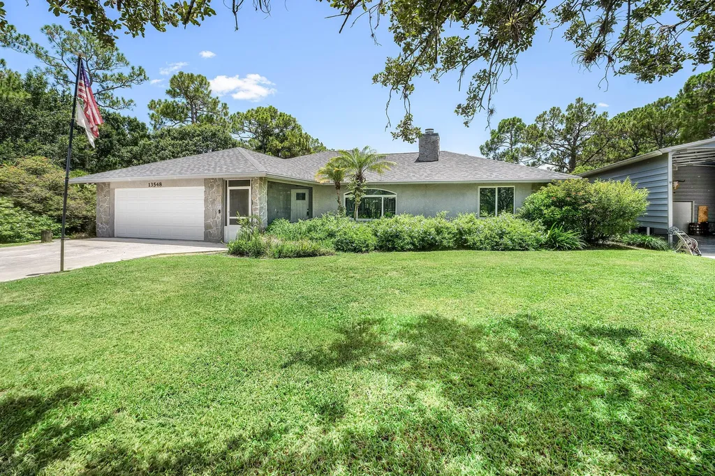 13548 74th Street N West Palm Beach FL 33412