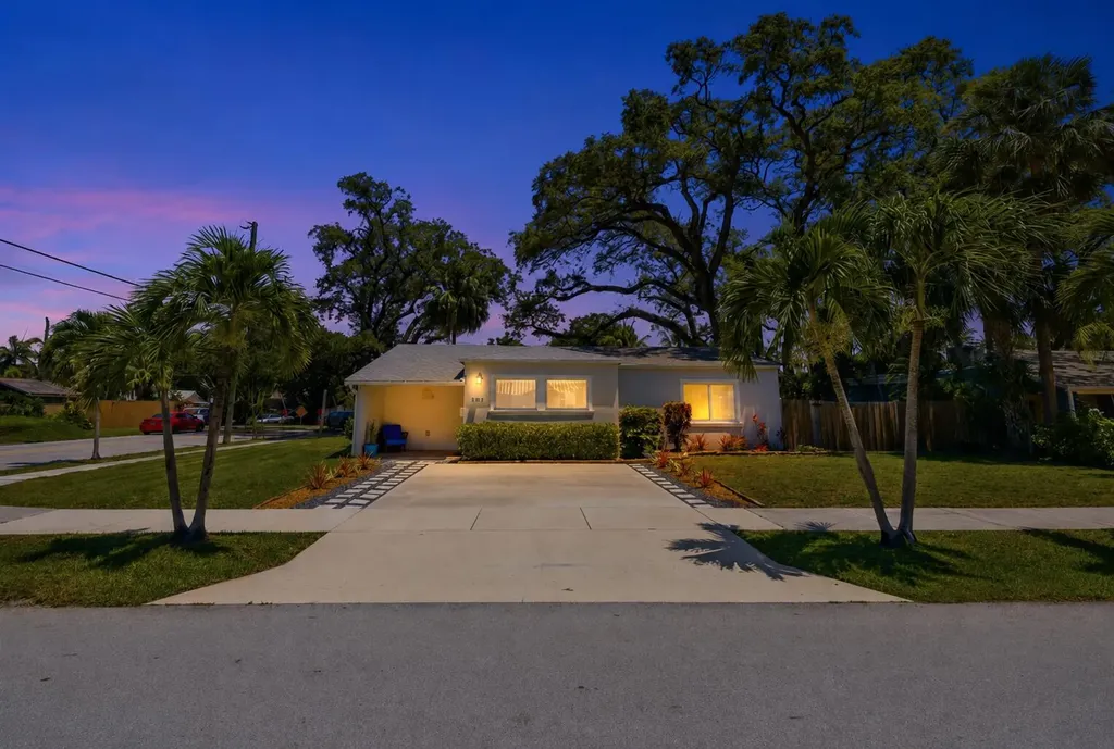 937 SW 17th Street Fort Lauderdale FL 33315