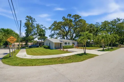 937 SW 17th Street Fort Lauderdale FL 33315