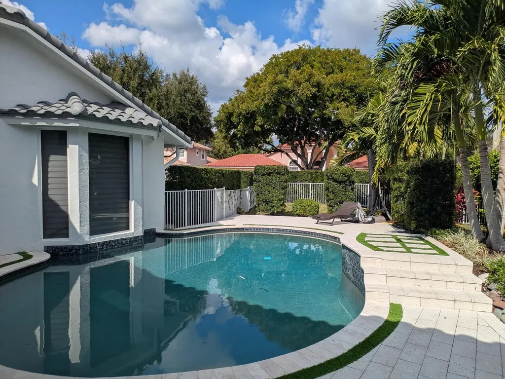 1865 NW 124th Way Coral Springs FL 33071