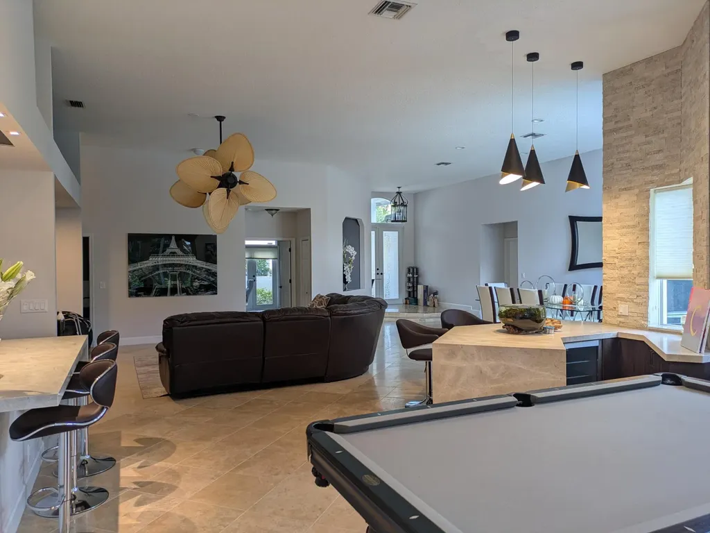 1865 NW 124th Way Coral Springs FL 33071
