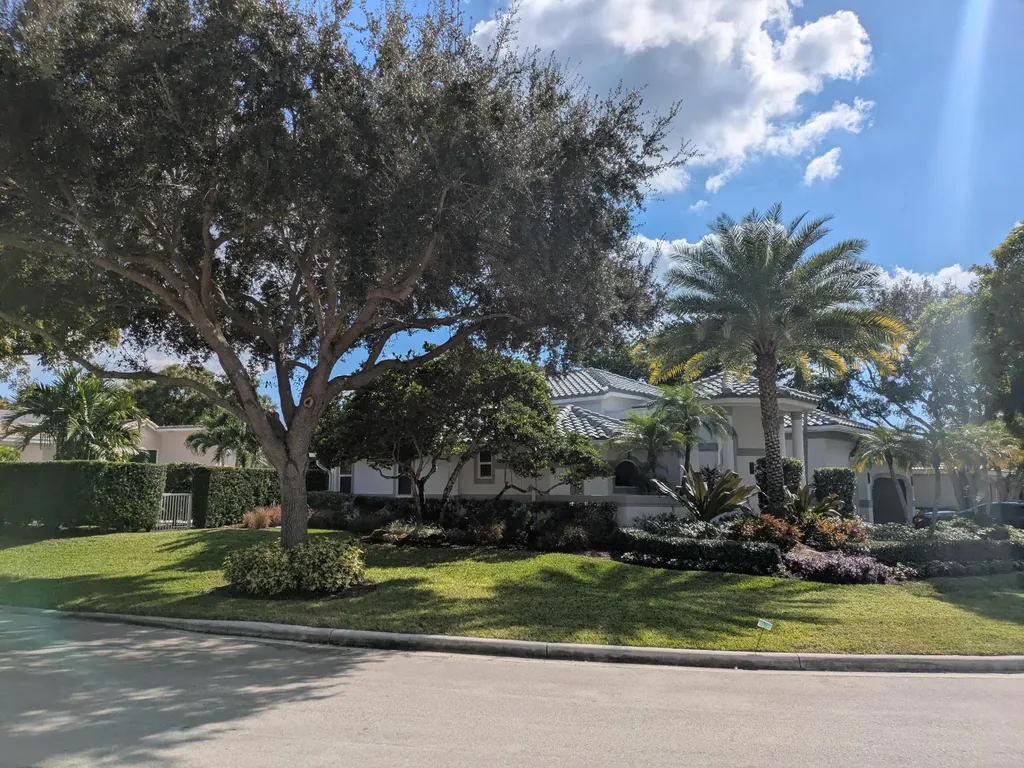 1865 NW 124th Way Coral Springs FL 33071