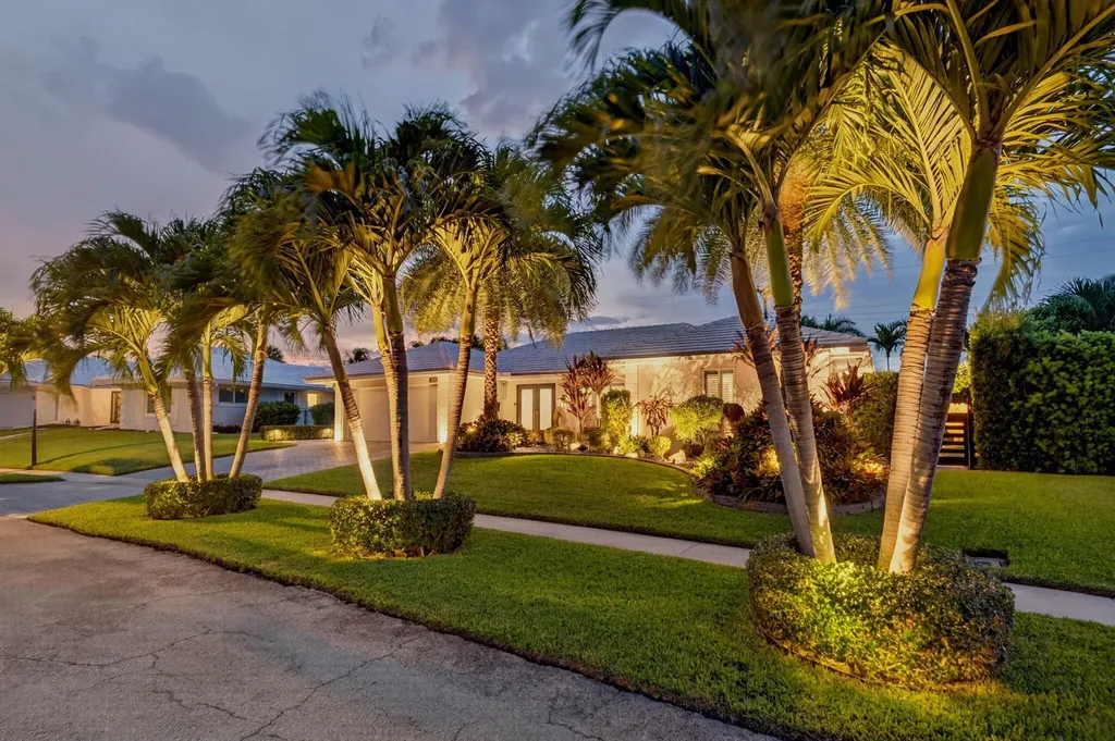 651 Juneberry Court Boca Raton FL 33486