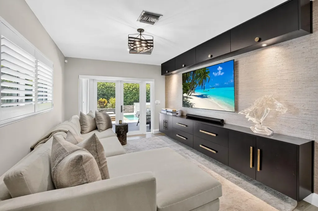 651 Juneberry Court Boca Raton FL 33486