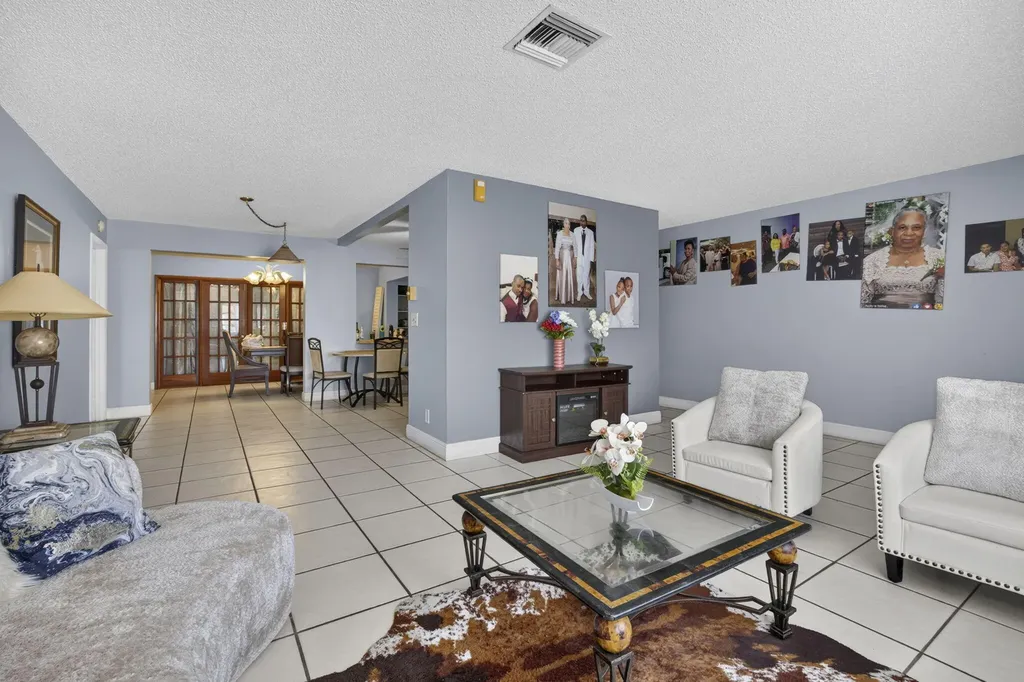 5337 Belleville Road West Palm Beach FL 33417