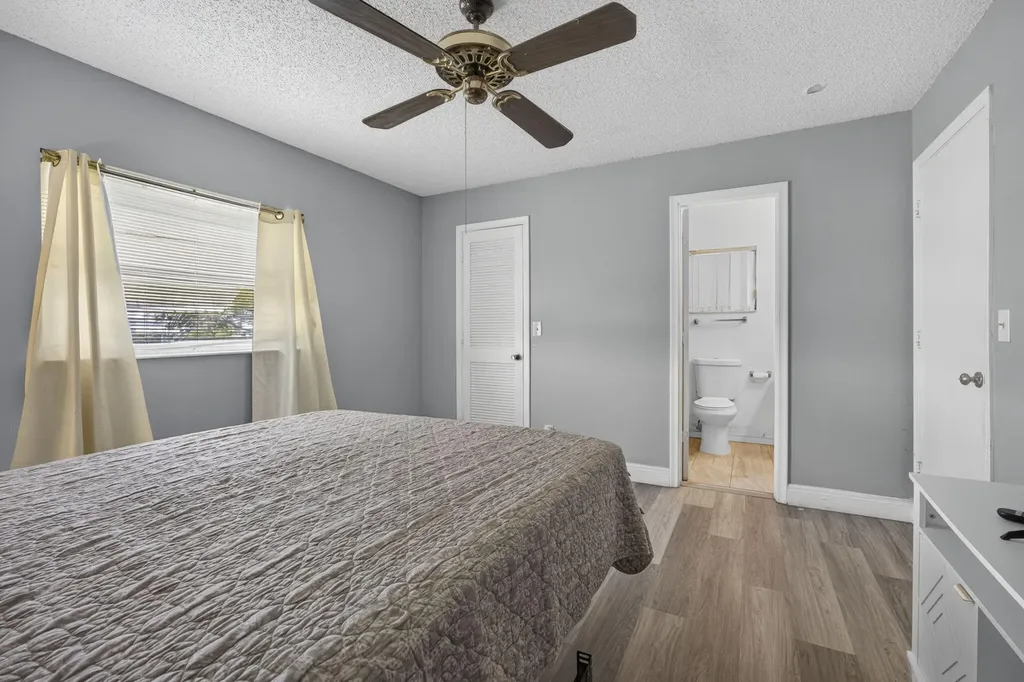 5337 Belleville Road West Palm Beach FL 33417