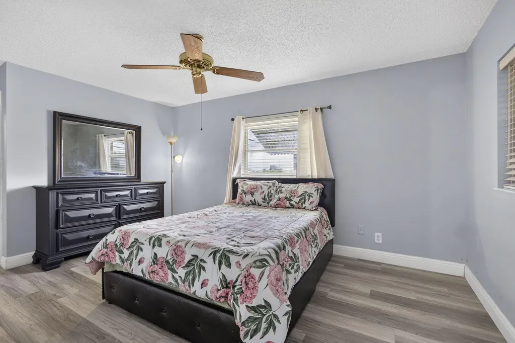 5337 Belleville Road West Palm Beach FL 33417