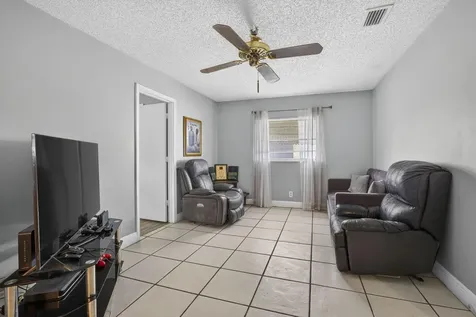5337 Belleville Road West Palm Beach FL 33417