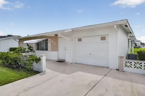 5337 Belleville Road West Palm Beach FL 33417