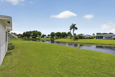 5337 Belleville Road West Palm Beach FL 33417