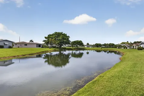 5337 Belleville Road West Palm Beach FL 33417