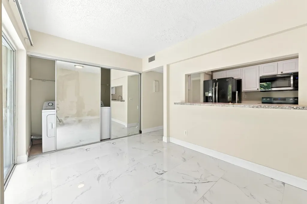 5120 Elmhurst Road West Palm Beach FL 33417