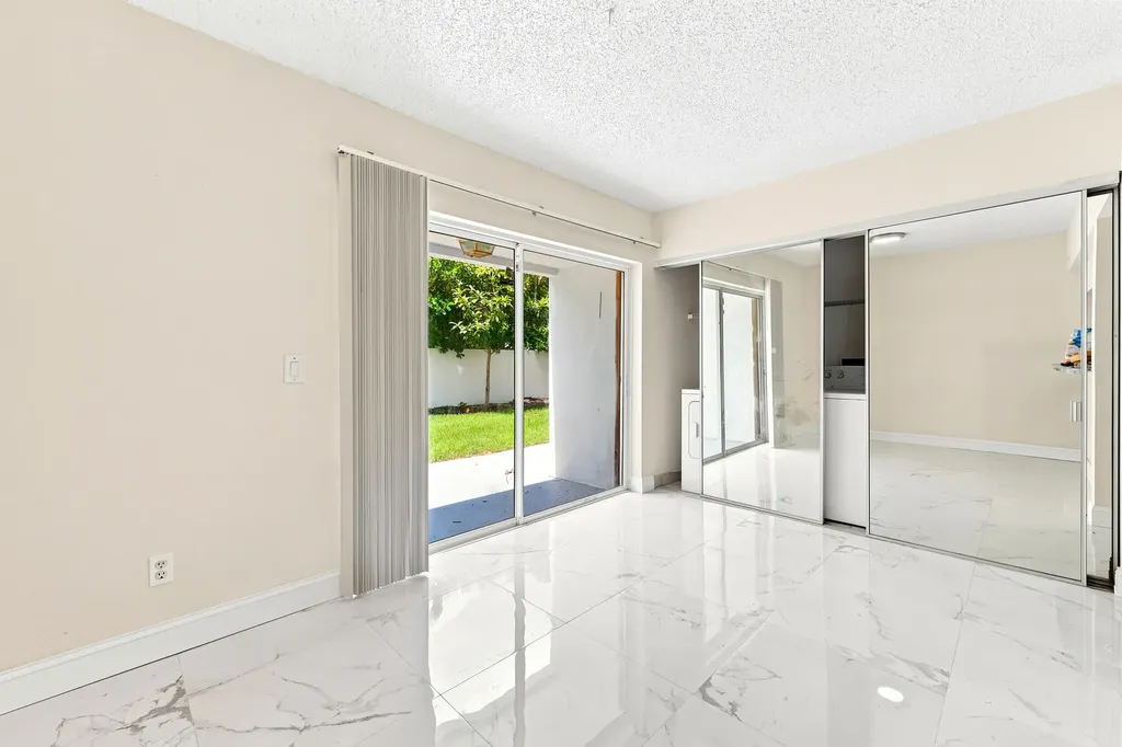 5120 Elmhurst Road West Palm Beach FL 33417