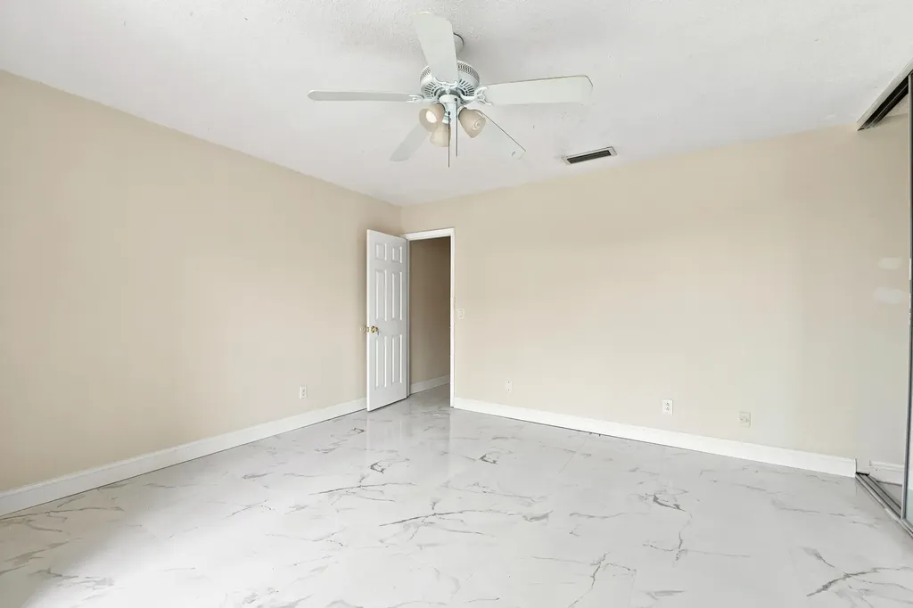 5120 Elmhurst Road West Palm Beach FL 33417