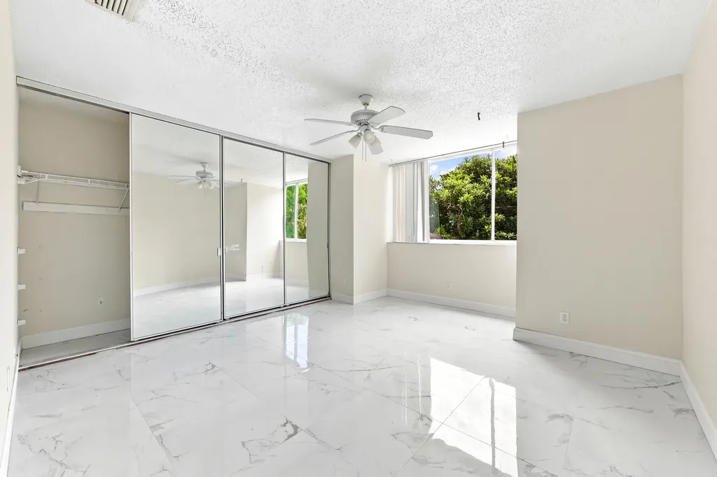 5120 Elmhurst Road West Palm Beach FL 33417