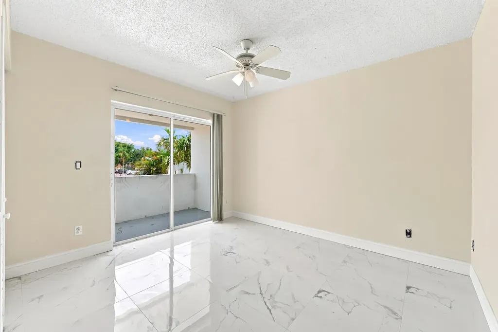 5120 Elmhurst Road West Palm Beach FL 33417