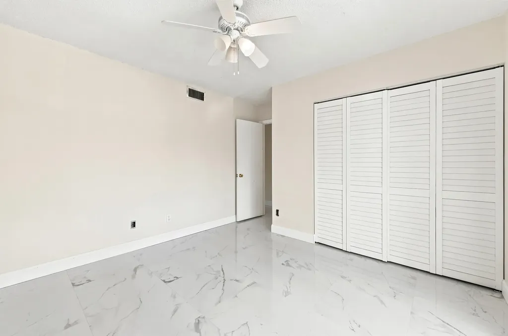 5120 Elmhurst Road West Palm Beach FL 33417