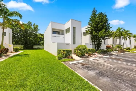 5120 Elmhurst Road West Palm Beach FL 33417