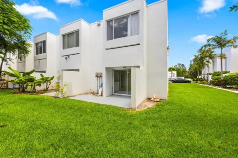 5120 Elmhurst Road West Palm Beach FL 33417