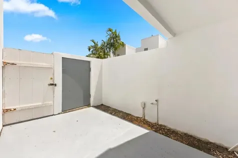 5120 Elmhurst Road West Palm Beach FL 33417