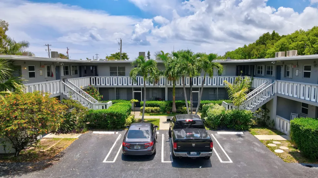 306 NE 1st Avenue Boynton Beach FL 33435