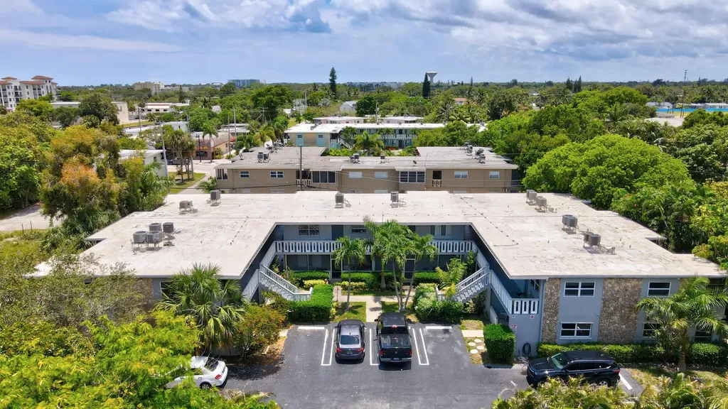 306 NE 1st Avenue Boynton Beach FL 33435