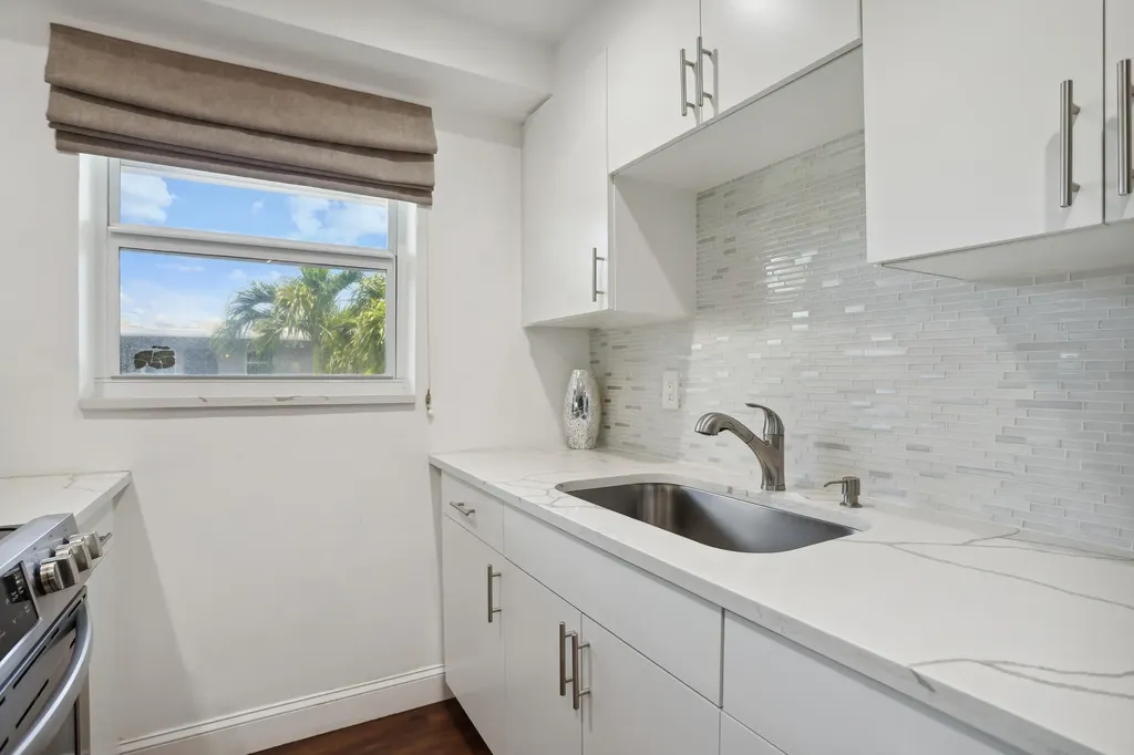 306 NE 1st Avenue Boynton Beach FL 33435