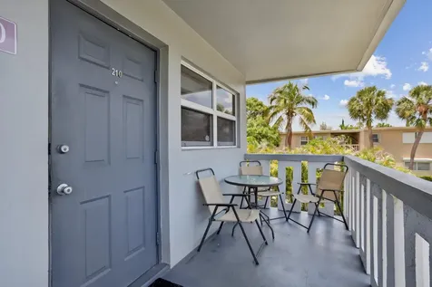306 NE 1st Avenue Boynton Beach FL 33435