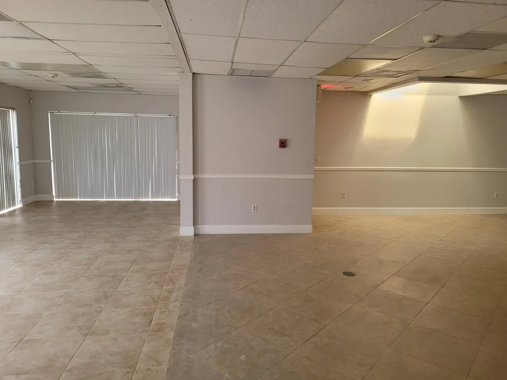 6383 10th Avenue N Greenacres FL 33463