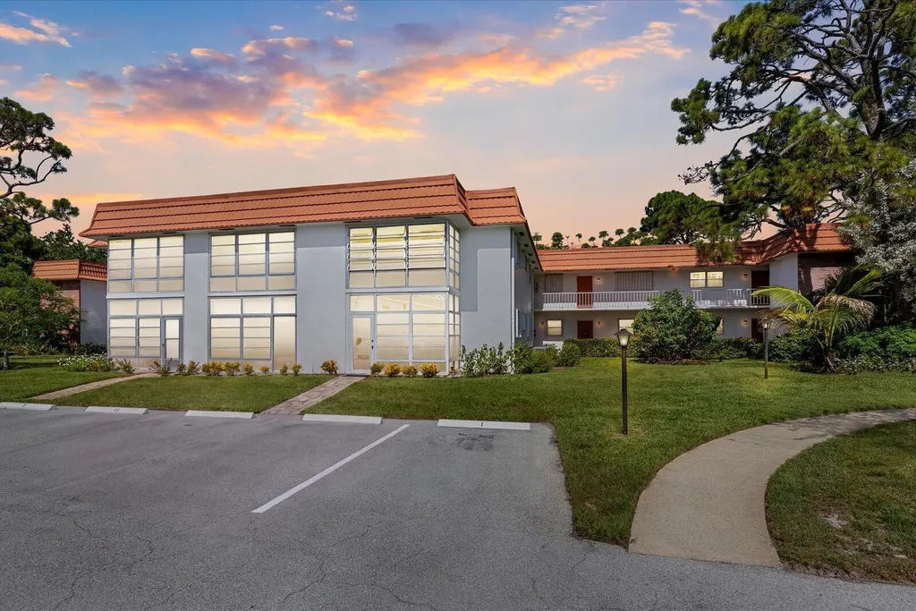2600 SE Ocean Boulevard Stuart FL 34996