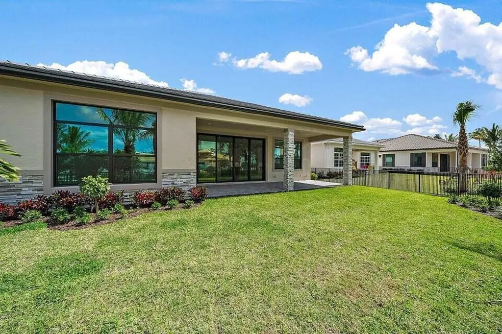 13613 Le Christine Drive Palm Beach Gardens FL 33412