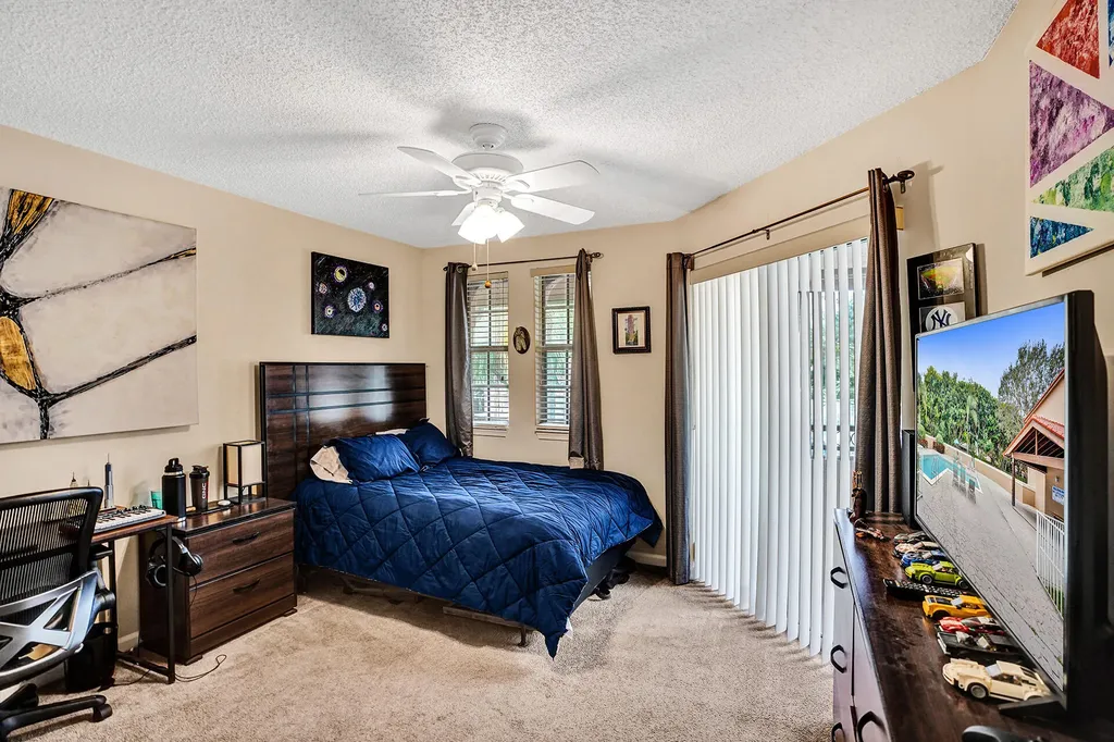 4941 Riverside Drive Coral Springs FL 33067