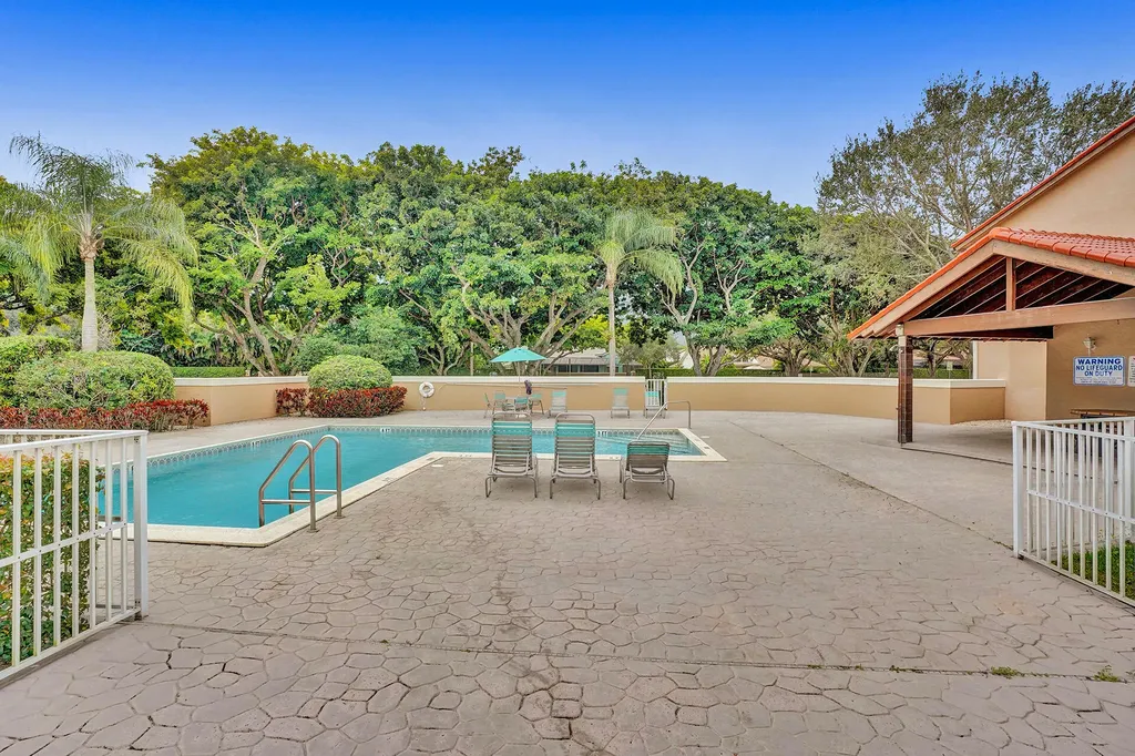4941 Riverside Drive Coral Springs FL 33067