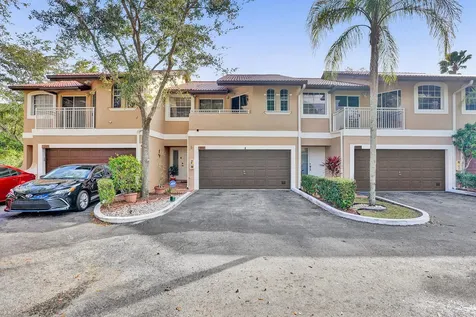 4941 Riverside Drive Coral Springs FL 33067