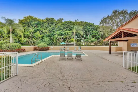 4941 Riverside Drive Coral Springs FL 33067